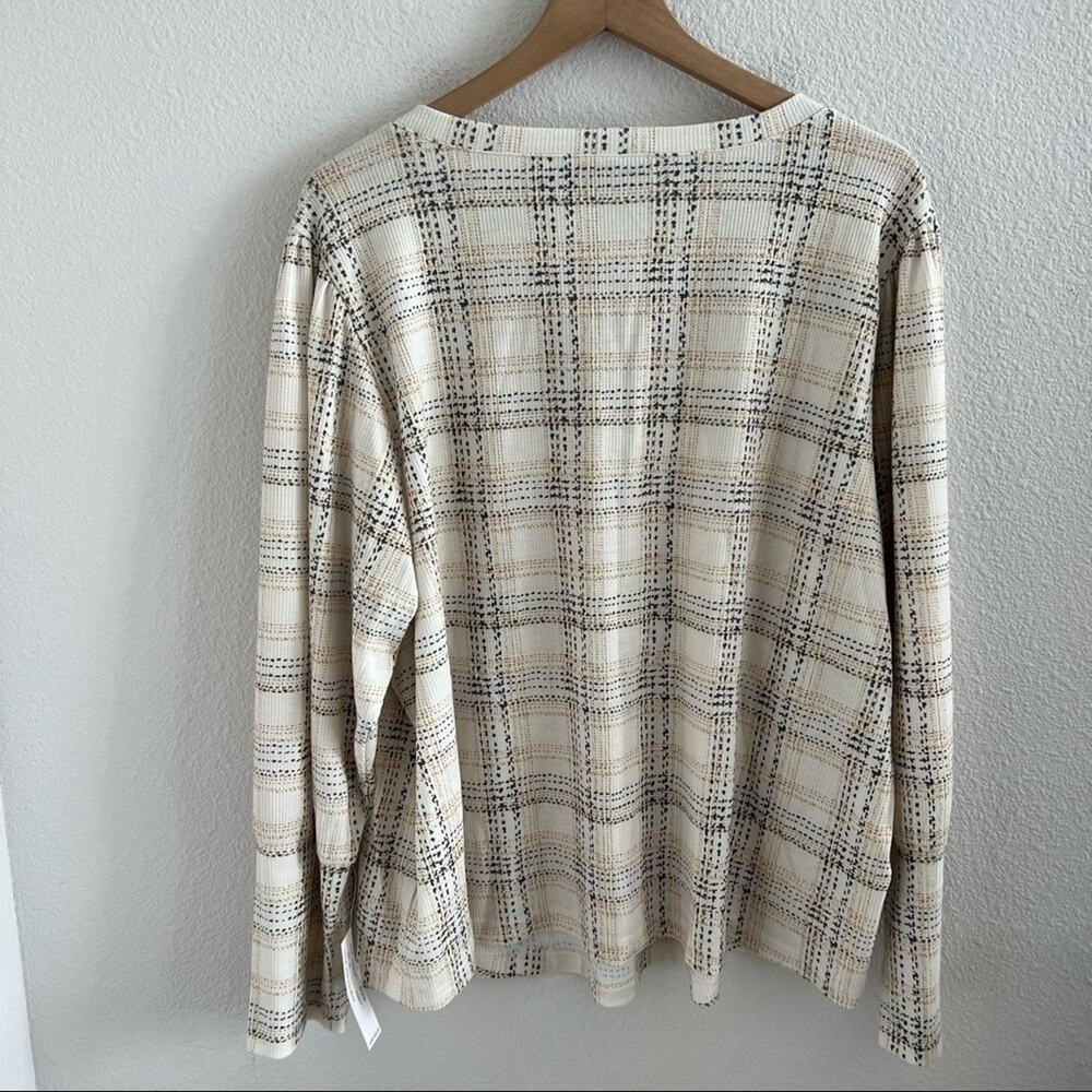 NWT Zac & Rachel Woman Plaid Print V-Neck Ruffle Sleeve Detail 3X - Picture 5 of 9